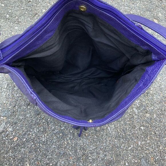Empress, Vintage Purple Embossed Leather Shoulder Bag, Ruching & Tassel Accent - Picture 11 of 15
